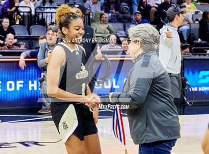 Thumbnail 3 in Bishop Montgomery vs Bishop O'Dowd (CIF State D1 Final) photogallery.
