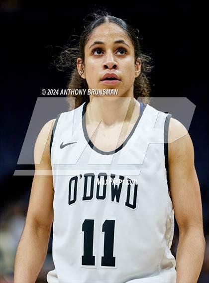 Thumbnail 1 in Bishop Montgomery vs Bishop O'Dowd (CIF State D1 Final) photogallery.
