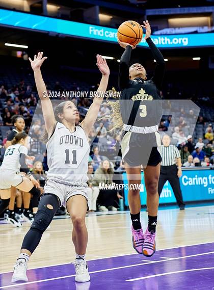 Thumbnail 1 in Bishop Montgomery vs Bishop O'Dowd (CIF State D1 Final) photogallery.