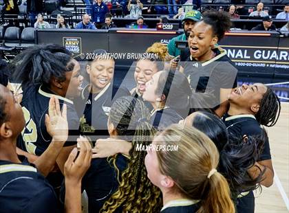 Thumbnail 3 in Bishop Montgomery vs Bishop O'Dowd (CIF State D1 Final) photogallery.