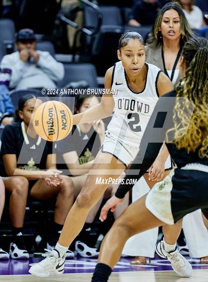 Thumbnail 1 in Bishop Montgomery vs Bishop O'Dowd (CIF State D1 Final) photogallery.