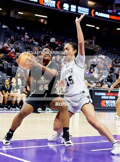 Thumbnail 2 in Bishop Montgomery vs Bishop O'Dowd (CIF State D1 Final) photogallery.