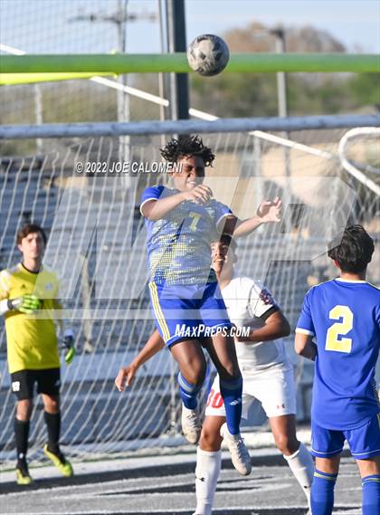 Thumbnail 1 in Lee vs Clemens (UIL 6A Region 4 Bi-District) photogallery.