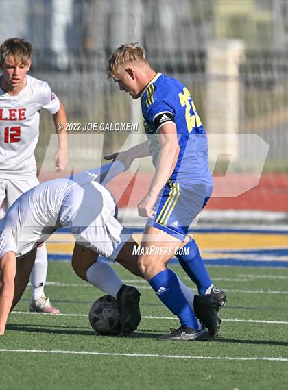 Thumbnail 3 in Lee vs Clemens (UIL 6A Region 4 Bi-District) photogallery.