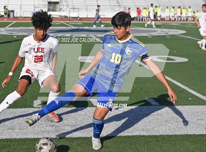 Thumbnail 2 in Lee vs Clemens (UIL 6A Region 4 Bi-District) photogallery.
