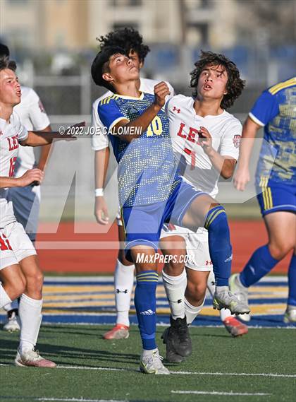 Thumbnail 3 in Lee vs Clemens (UIL 6A Region 4 Bi-District) photogallery.