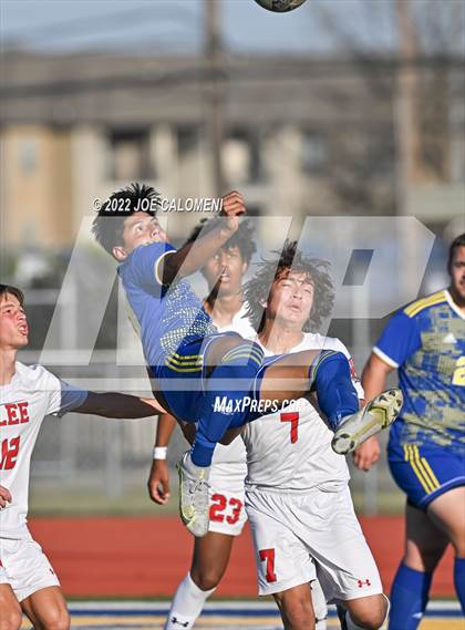Thumbnail 2 in Lee vs Clemens (UIL 6A Region 4 Bi-District) photogallery.