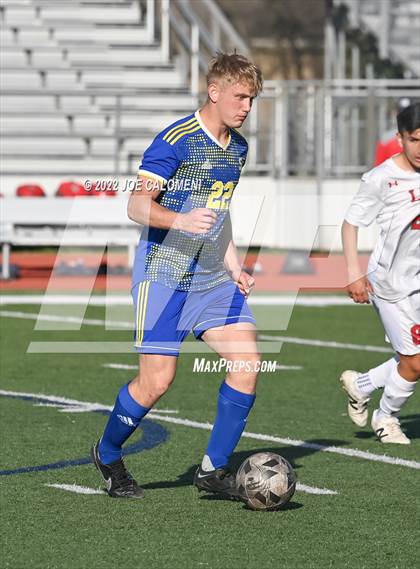 Thumbnail 2 in Lee vs Clemens (UIL 6A Region 4 Bi-District) photogallery.