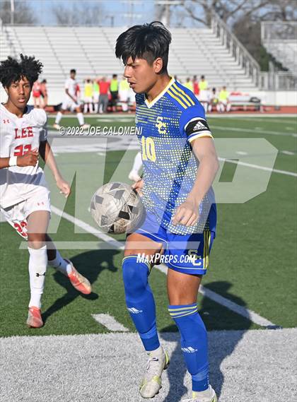 Thumbnail 3 in Lee vs Clemens (UIL 6A Region 4 Bi-District) photogallery.