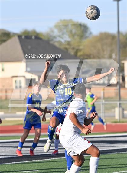 Thumbnail 1 in Lee vs Clemens (UIL 6A Region 4 Bi-District) photogallery.
