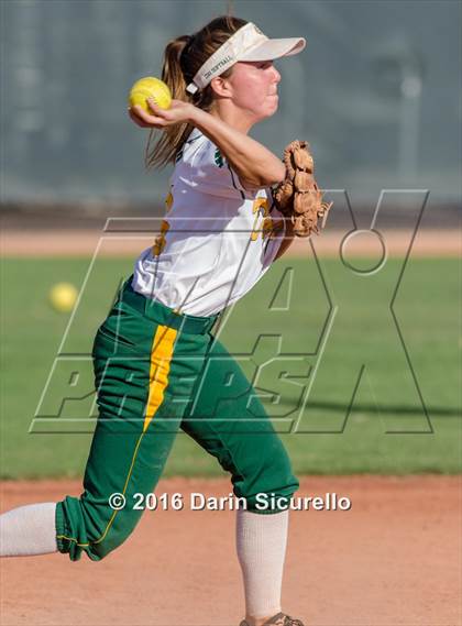Thumbnail 2 in Canyon del Oro @ Desert Vista photogallery.