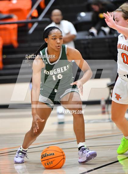 Thumbnail 2 in Tahlequah vs. Muskogee photogallery.