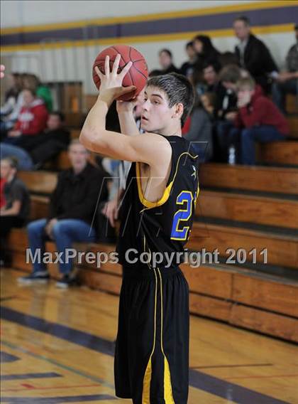 Thumbnail 2 in Frederic vs Bruce (Clayton Holiday Tournament) photogallery.