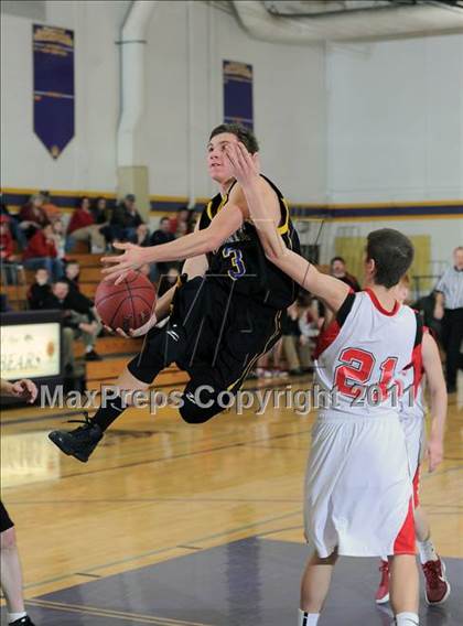 Thumbnail 2 in Frederic vs Bruce (Clayton Holiday Tournament) photogallery.