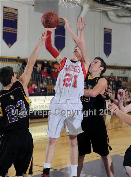 Thumbnail 3 in Frederic vs Bruce (Clayton Holiday Tournament) photogallery.