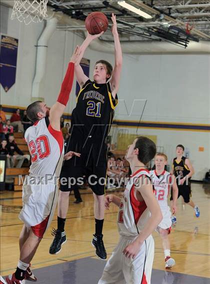 Thumbnail 2 in Frederic vs Bruce (Clayton Holiday Tournament) photogallery.
