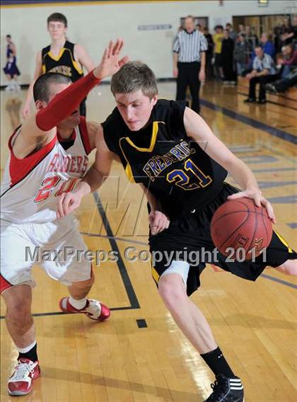 Thumbnail 2 in Frederic vs Bruce (Clayton Holiday Tournament) photogallery.