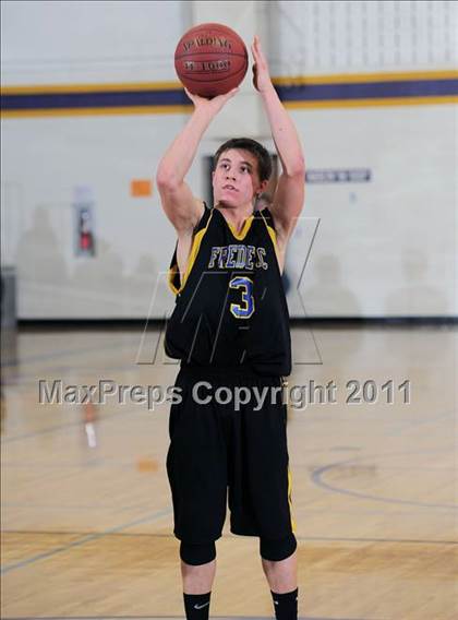 Thumbnail 3 in Frederic vs Bruce (Clayton Holiday Tournament) photogallery.