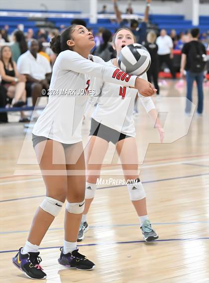 Thumbnail 1 in White River vs. Maricopa (Nike TOC Southwest) photogallery.