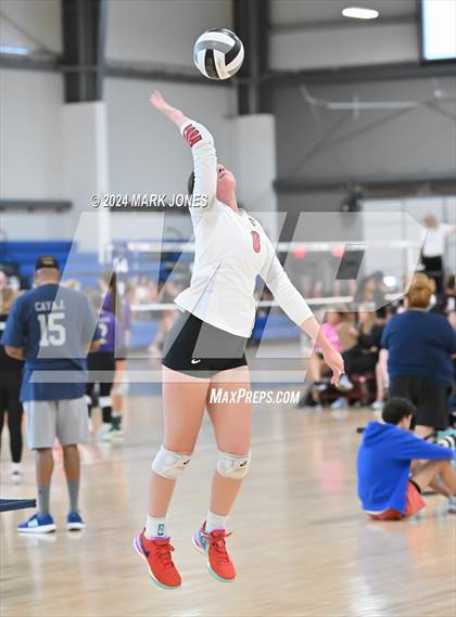 Thumbnail 3 in White River vs. Maricopa (Nike TOC Southwest) photogallery.