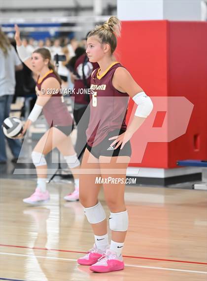 Thumbnail 2 in White River vs. Maricopa (Nike TOC Southwest) photogallery.