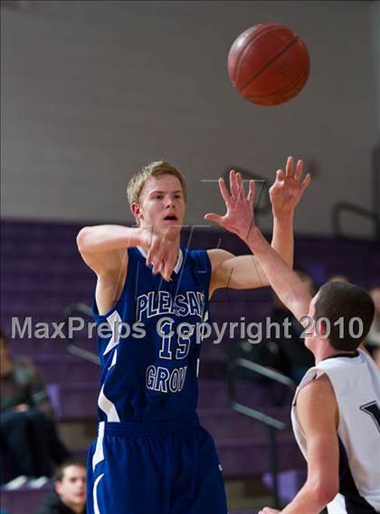 Thumbnail 2 in Pleasant Grove @ Riverton photogallery.