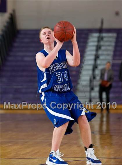 Thumbnail 2 in Pleasant Grove @ Riverton photogallery.