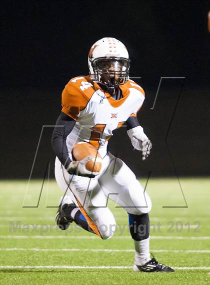 Thumbnail 2 in Centennial vs. West Mesquite (UIL 4A Division 1 Bi-District Playoff) photogallery.