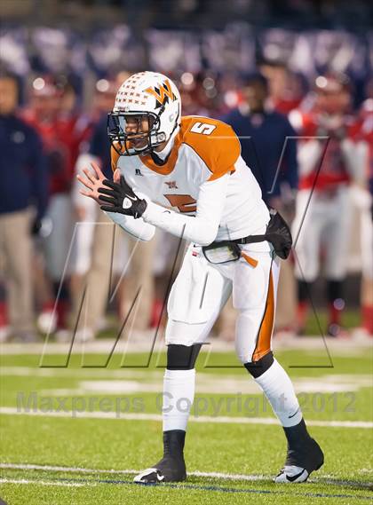 Thumbnail 1 in Centennial vs. West Mesquite (UIL 4A Division 1 Bi-District Playoff) photogallery.