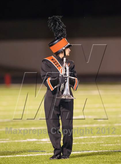 Thumbnail 3 in Centennial vs. West Mesquite (UIL 4A Division 1 Bi-District Playoff) photogallery.