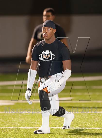 Thumbnail 2 in Centennial vs. West Mesquite (UIL 4A Division 1 Bi-District Playoff) photogallery.