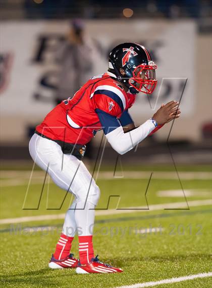 Thumbnail 1 in Centennial vs. West Mesquite (UIL 4A Division 1 Bi-District Playoff) photogallery.