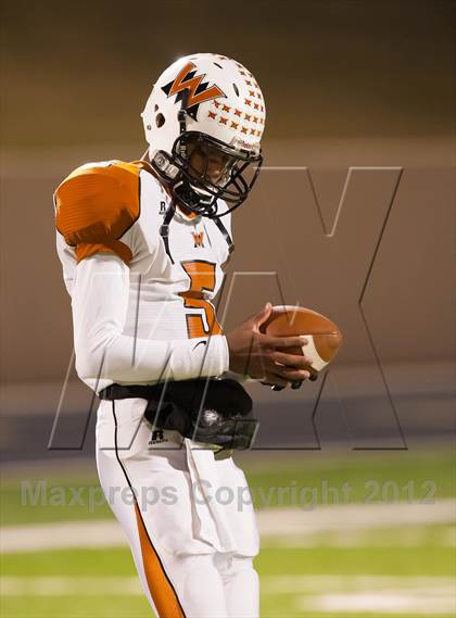 Thumbnail 3 in Centennial vs. West Mesquite (UIL 4A Division 1 Bi-District Playoff) photogallery.