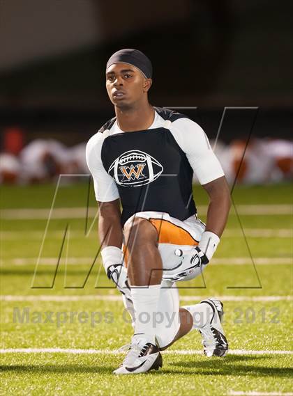 Thumbnail 1 in Centennial vs. West Mesquite (UIL 4A Division 1 Bi-District Playoff) photogallery.