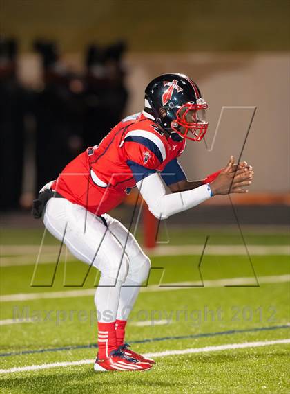 Thumbnail 2 in Centennial vs. West Mesquite (UIL 4A Division 1 Bi-District Playoff) photogallery.