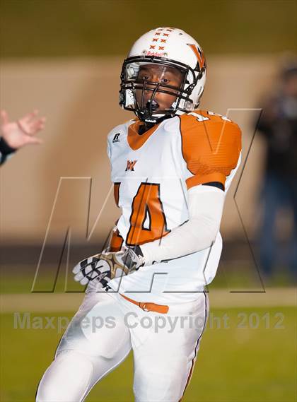 Thumbnail 1 in Centennial vs. West Mesquite (UIL 4A Division 1 Bi-District Playoff) photogallery.