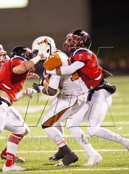 Thumbnail 1 in Centennial vs. West Mesquite (UIL 4A Division 1 Bi-District Playoff) photogallery.