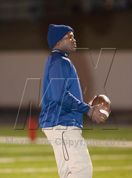 Thumbnail 2 in Centennial vs. West Mesquite (UIL 4A Division 1 Bi-District Playoff) photogallery.