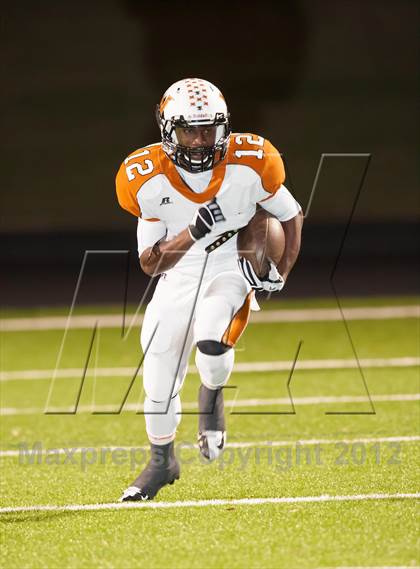 Thumbnail 2 in Centennial vs. West Mesquite (UIL 4A Division 1 Bi-District Playoff) photogallery.