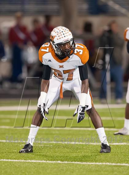 Thumbnail 3 in Centennial vs. West Mesquite (UIL 4A Division 1 Bi-District Playoff) photogallery.