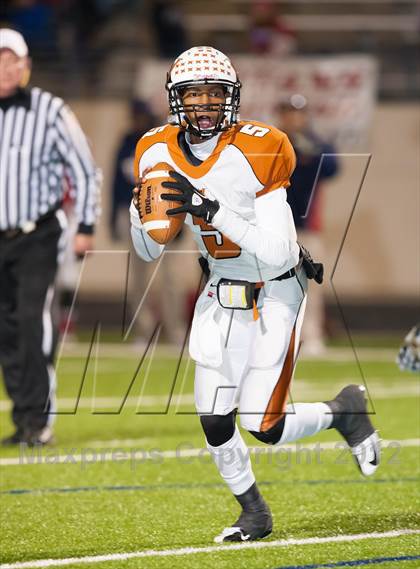 Thumbnail 3 in Centennial vs. West Mesquite (UIL 4A Division 1 Bi-District Playoff) photogallery.