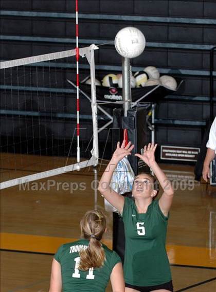 Thumbnail 3 in Thousand Oaks @ Newbury Park photogallery.