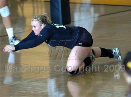 Thumbnail 3 in Thousand Oaks @ Newbury Park photogallery.