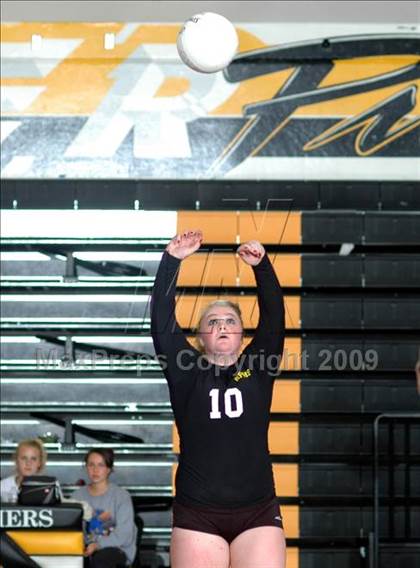 Thumbnail 3 in Thousand Oaks @ Newbury Park photogallery.