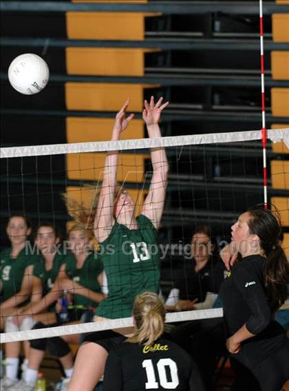 Thumbnail 2 in Thousand Oaks @ Newbury Park photogallery.