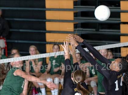 Thumbnail 1 in Thousand Oaks @ Newbury Park photogallery.