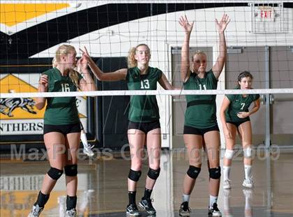 Thumbnail 2 in Thousand Oaks @ Newbury Park photogallery.