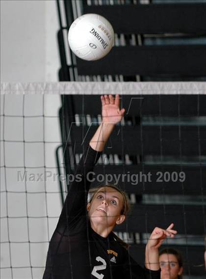 Thumbnail 2 in Thousand Oaks @ Newbury Park photogallery.