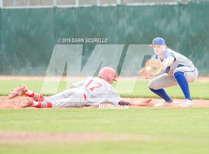 Thumbnail 2 in  Washington [George] vs. La Grande (Pride Classic) photogallery.