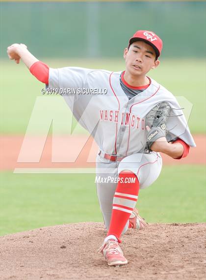 Thumbnail 3 in  Washington [George] vs. La Grande (Pride Classic) photogallery.